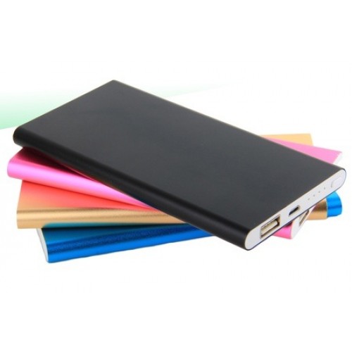 12.000 MAH ПРЕНОСЛИВ HI-SPEED МОЌЕН ПОЛНАЧ